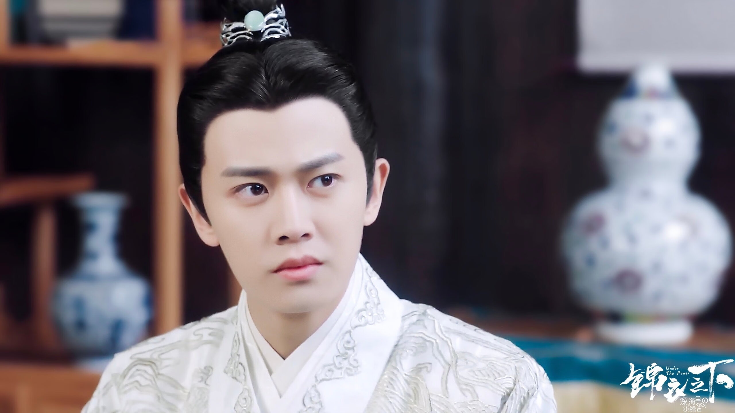 开云下载-场外狂欢：车迷盛会与文化展演